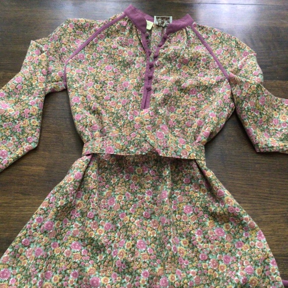 Vintage Leslie Fay floral dress. Size 8/10 good shape. - Picture 5 of 8